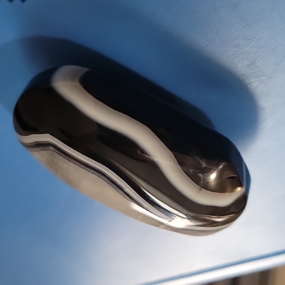 Black Agate Palm Stone Crystal - Picture 3 of 3